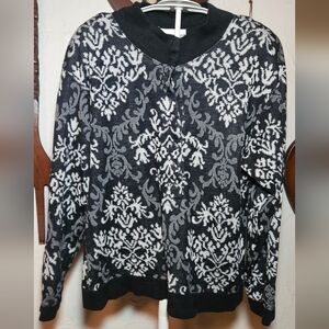 Womens VTG Black Gray Floral Pullover Cardigan 1/2 Button Sweater with Shoulder